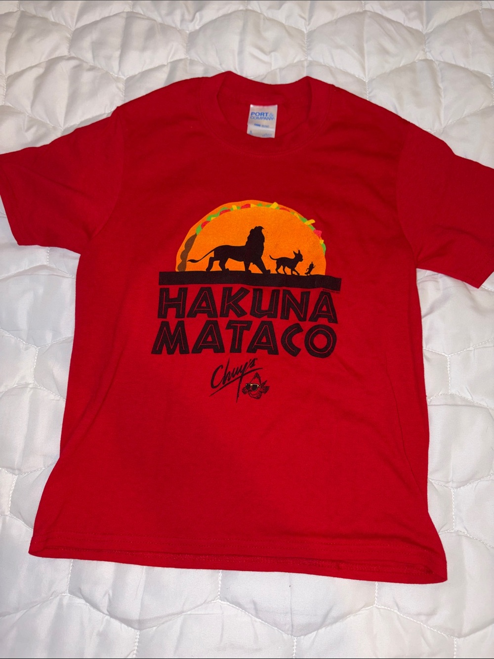 Size S Chuys Hakuna Mataco Red Graphic Tee